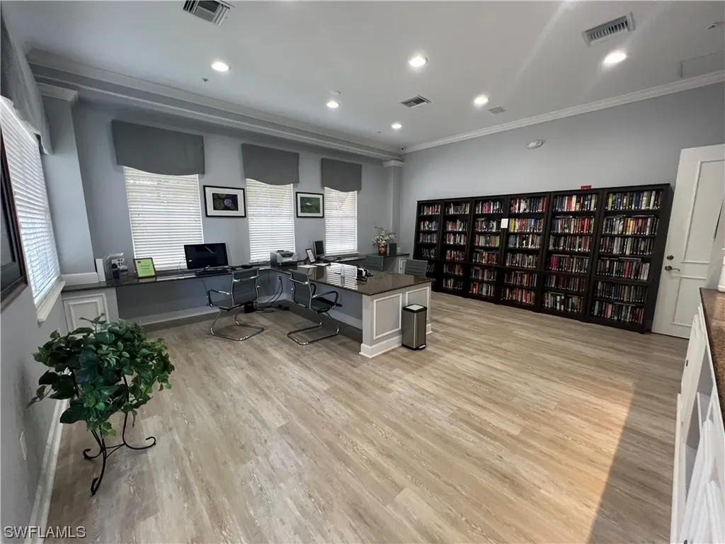 2001 Tarpon Bay Drive N Naples FL 34119