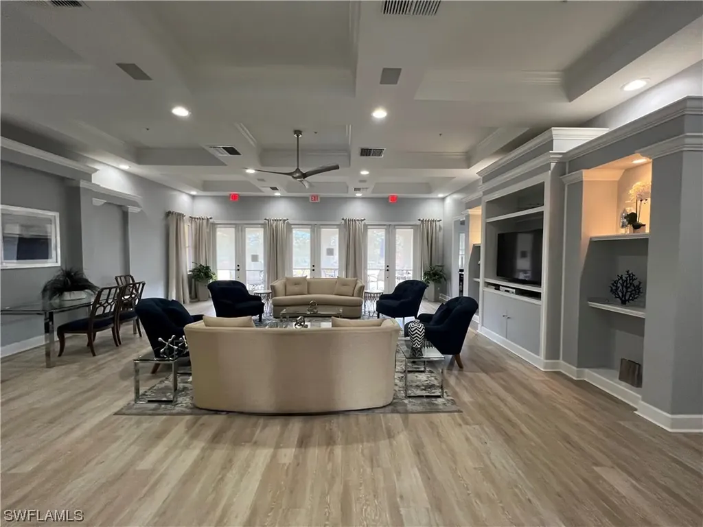 2001 Tarpon Bay Drive N Naples FL 34119