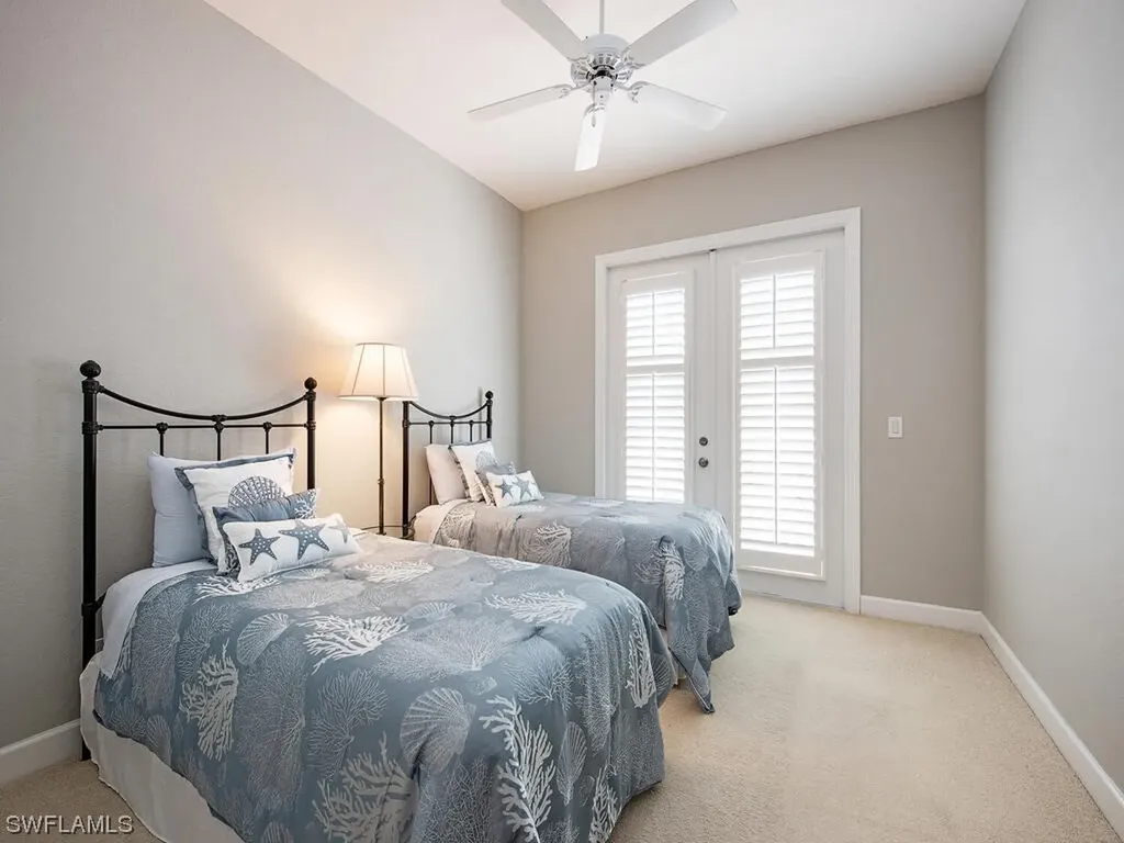 2425 Mont Claire Court Naples FL 34109