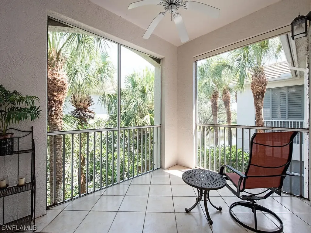 2425 Mont Claire Court Naples FL 34109