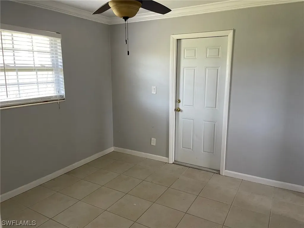 1061 Sperling Avenue Naples FL 34103