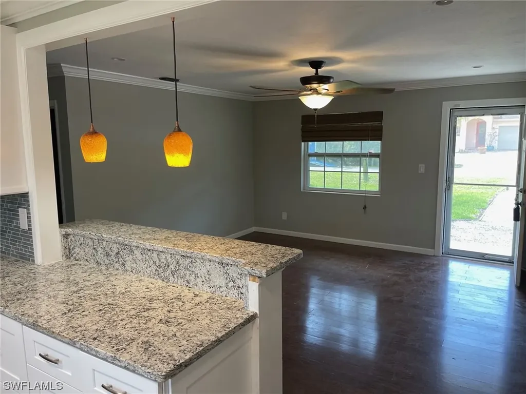 1061 Sperling Avenue Naples FL 34103