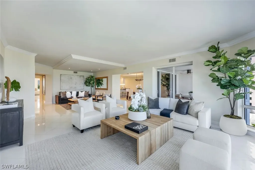8473 Bay Colony Drive Naples FL 34108