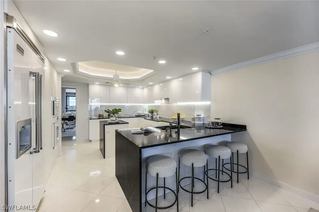 8473 Bay Colony Drive Naples FL 34108