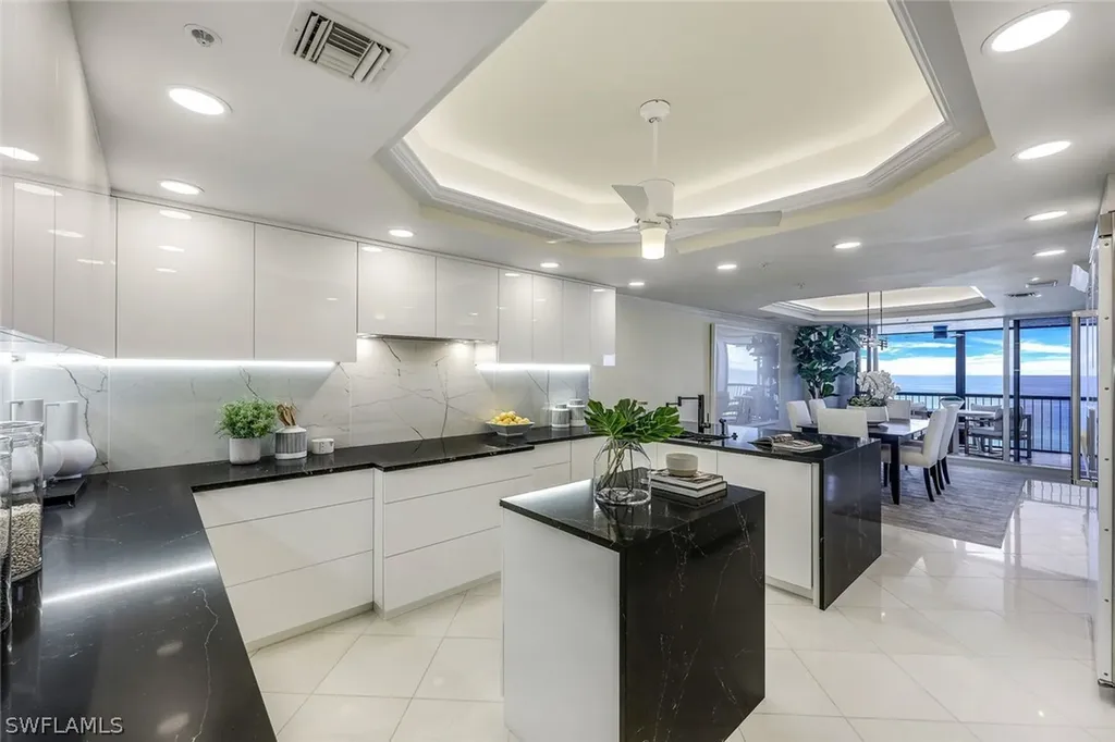 8473 Bay Colony Drive Naples FL 34108
