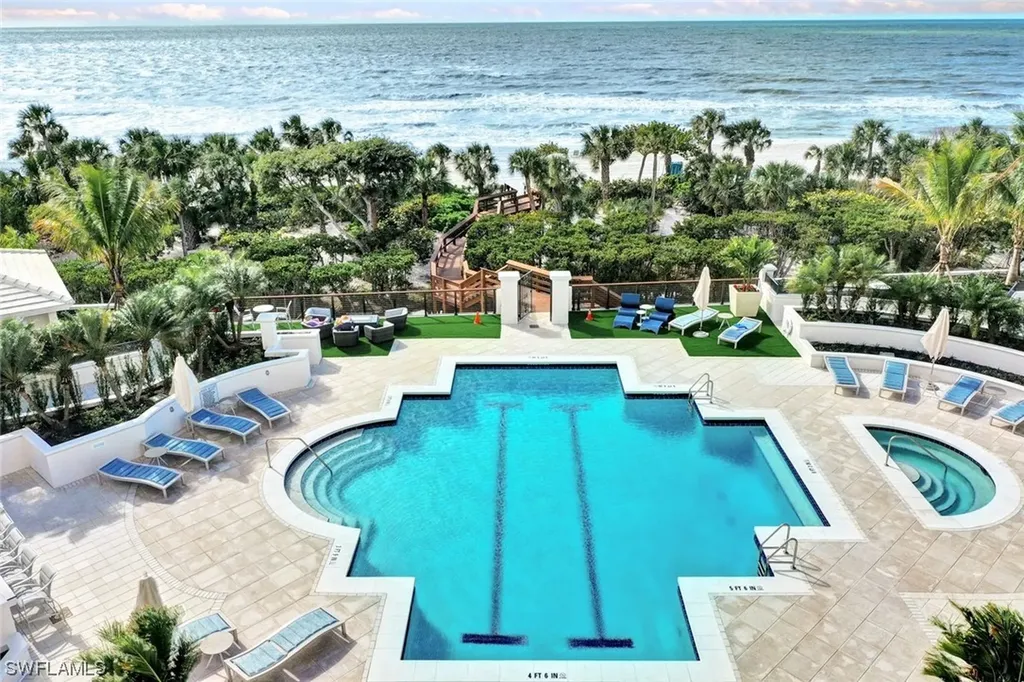 8473 Bay Colony Drive Naples FL 34108