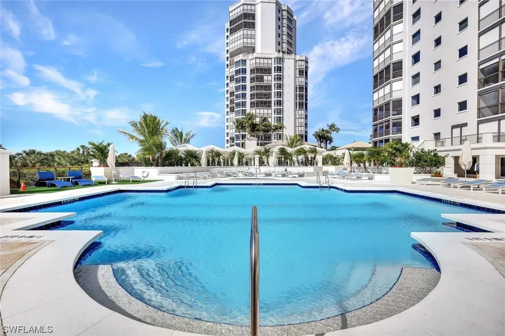 8473 Bay Colony Drive Naples FL 34108