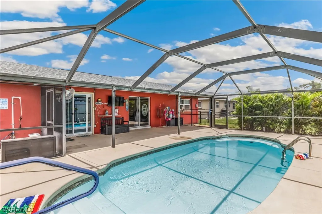 18454 Geranium Road Fort Myers FL 33967