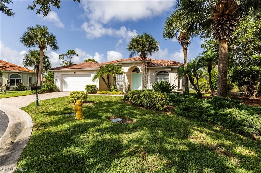 3709 Muir Woods Way Naples FL 34116