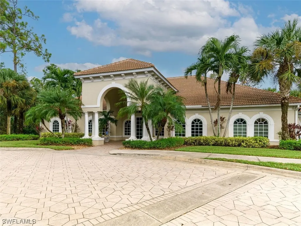 3709 Muir Woods Way Naples FL 34116
