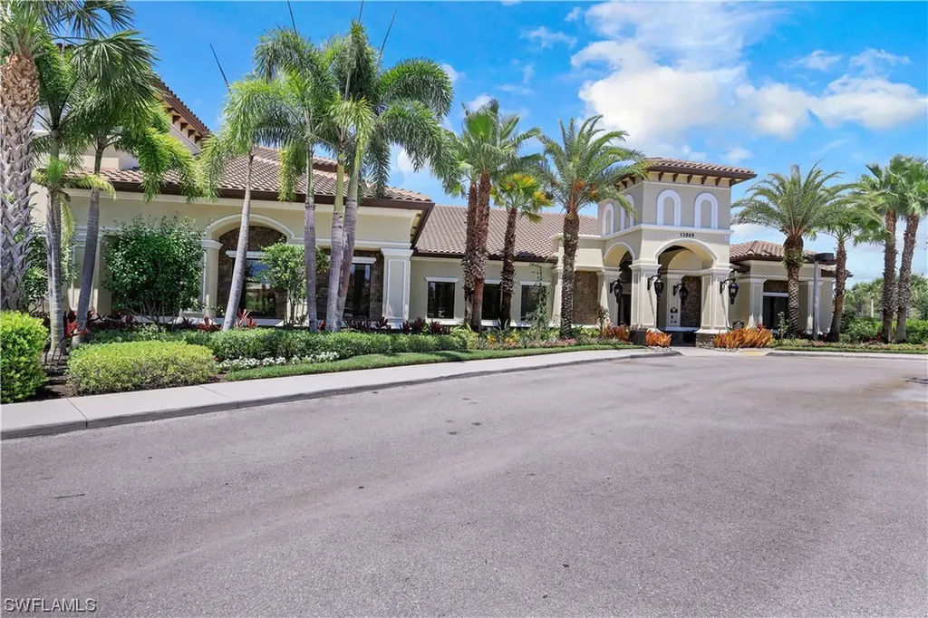 13730 Callisto Avenue Naples FL 34109