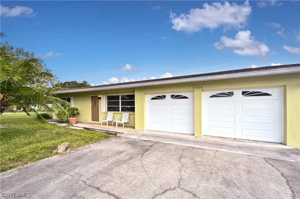 10826 Ragsdale Street Bonita Springs FL 34135