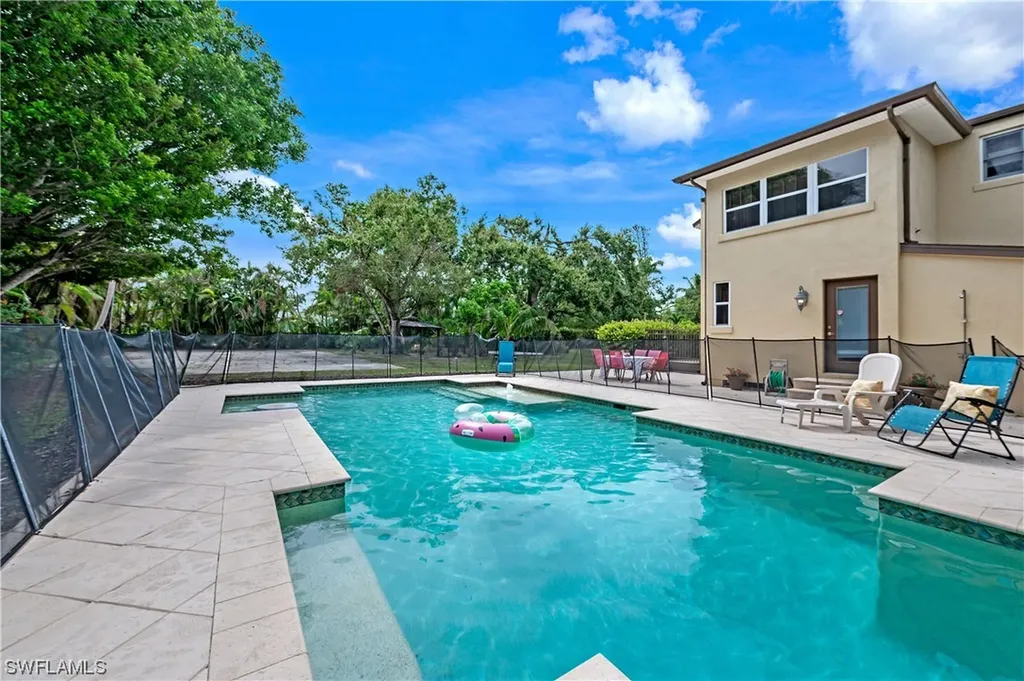 1441 Poinciana Avenue Fort Myers FL 33901