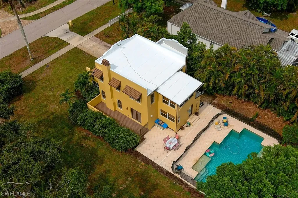 1441 Poinciana Avenue Fort Myers FL 33901