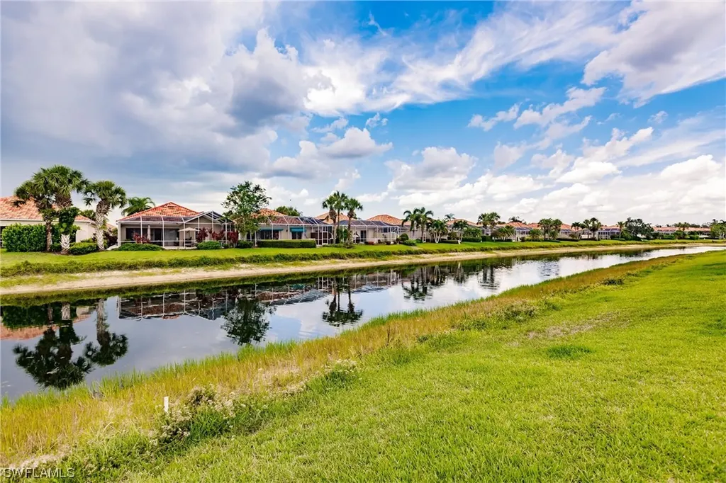 4067 Los Altos Court Naples FL 34109