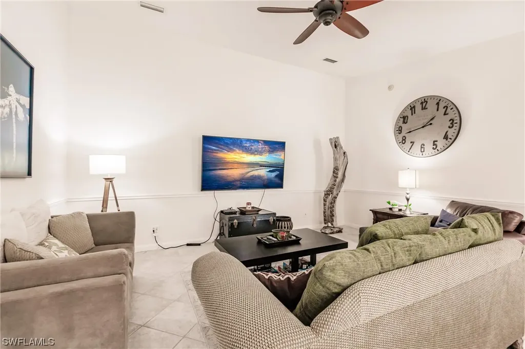 4067 Los Altos Court Naples FL 34109