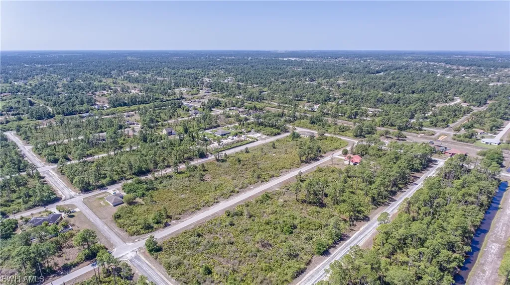 1121 Chiefland Street E Lehigh Acres FL 33974