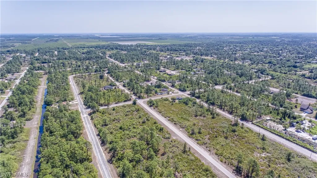 1121 Chiefland Street E Lehigh Acres FL 33974