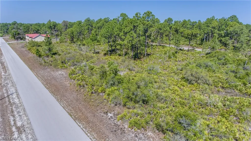 1121 Chiefland Street E Lehigh Acres FL 33974