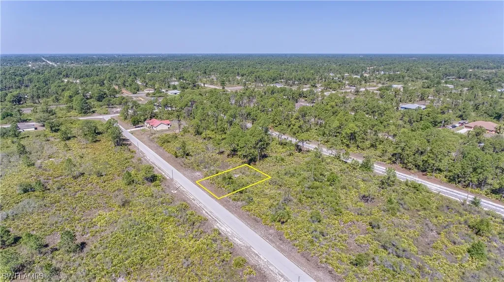 1121 Chiefland Street E Lehigh Acres FL 33974