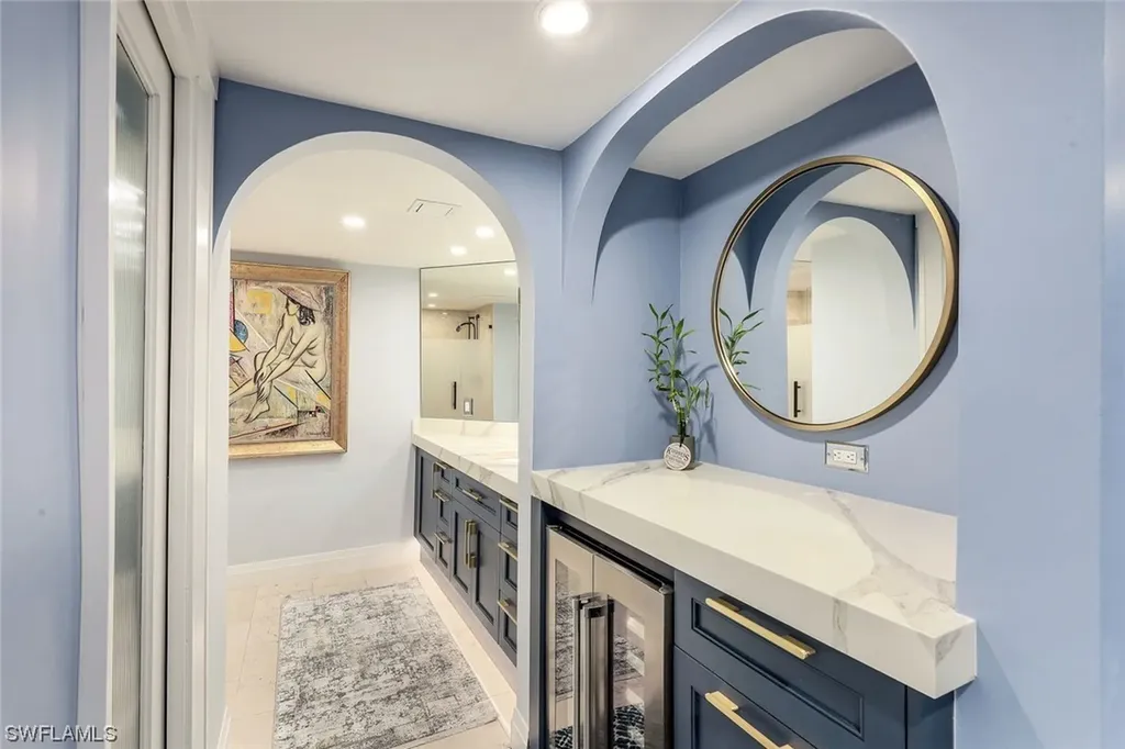 4551 Gulf Shore Boulevard N Naples FL 34103