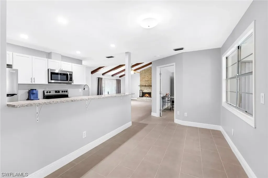 4688 Pembrooke Lane Bonita Springs FL 34134