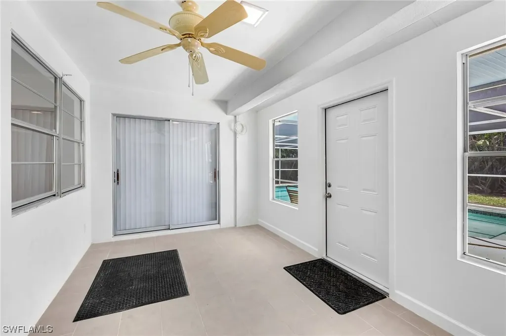 4688 Pembrooke Lane Bonita Springs FL 34134