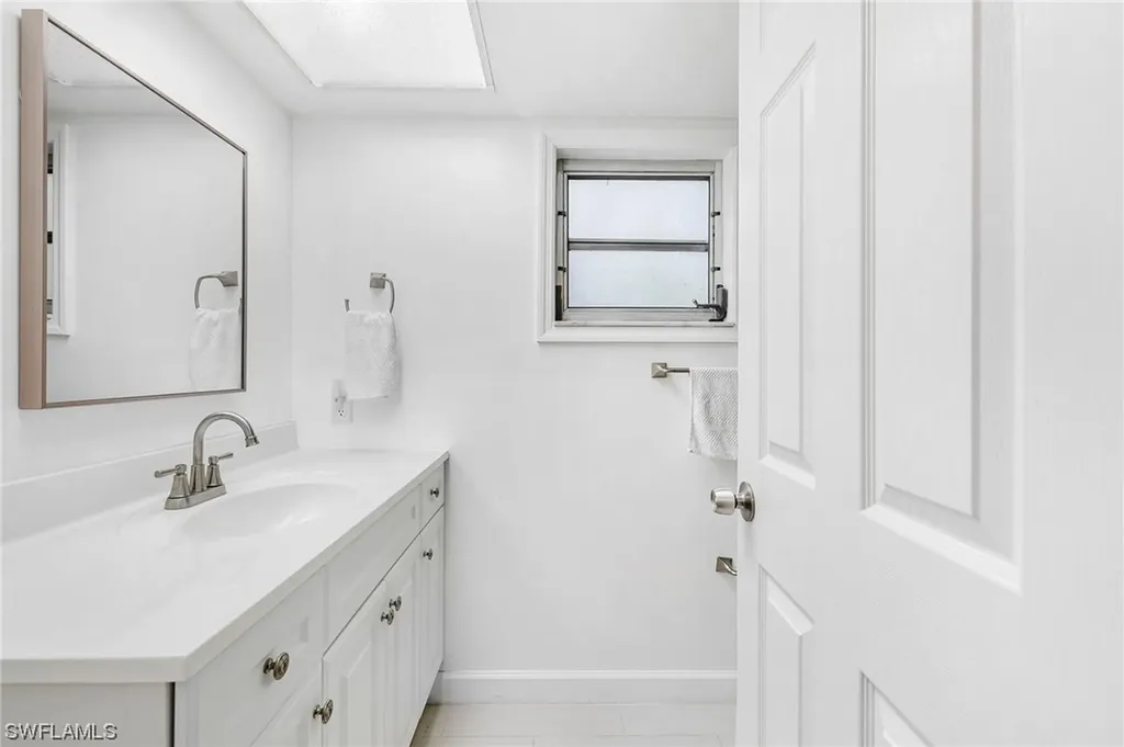 4688 Pembrooke Lane Bonita Springs FL 34134