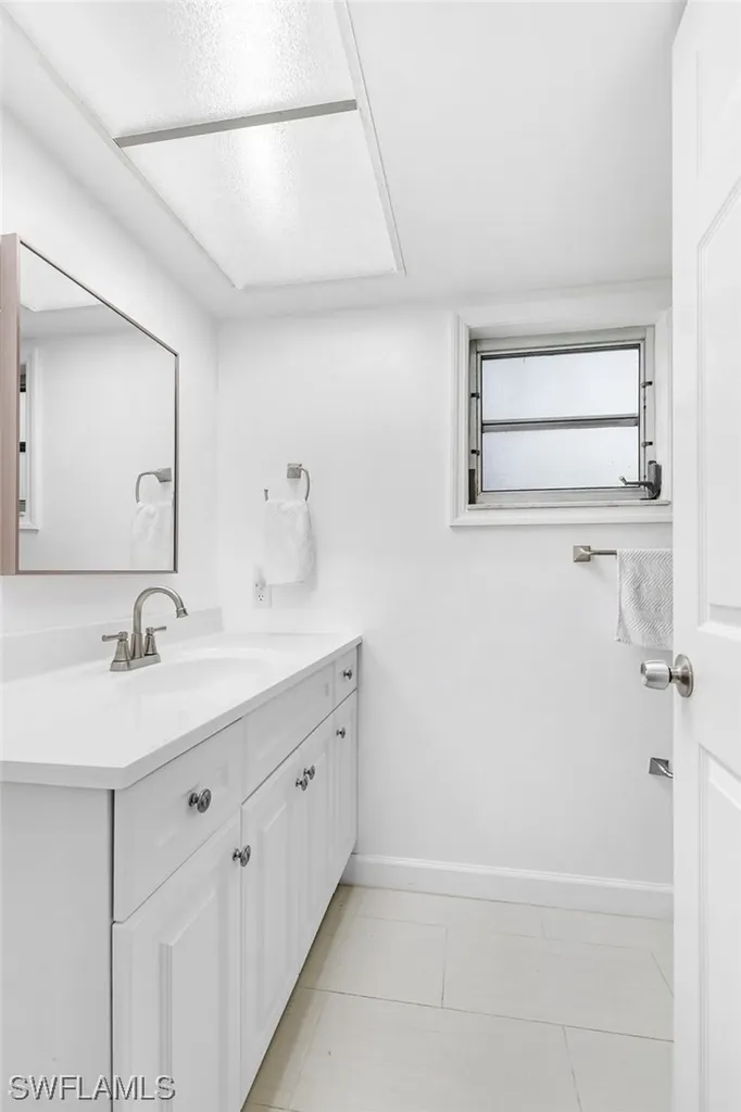 4688 Pembrooke Lane Bonita Springs FL 34134