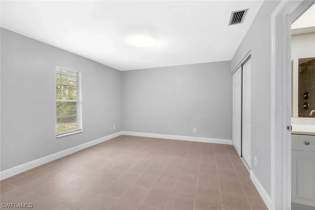 4688 Pembrooke Lane Bonita Springs FL 34134