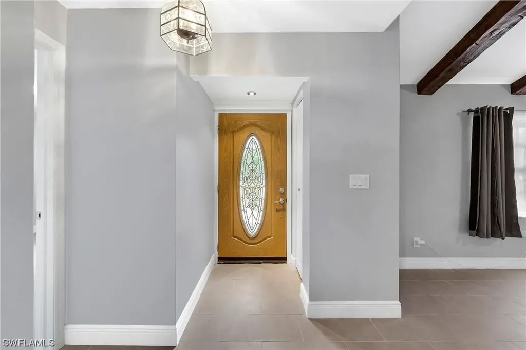 4688 Pembrooke Lane Bonita Springs FL 34134