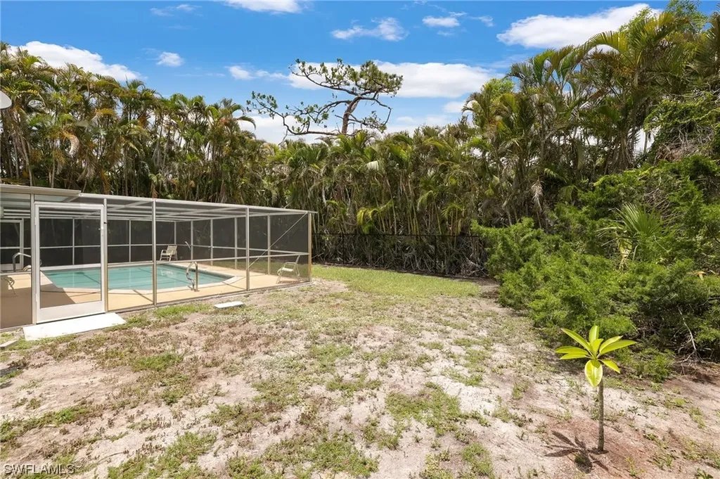 4688 Pembrooke Lane Bonita Springs FL 34134