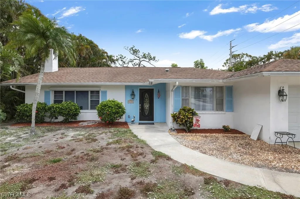 4688 Pembrooke Lane Bonita Springs FL 34134