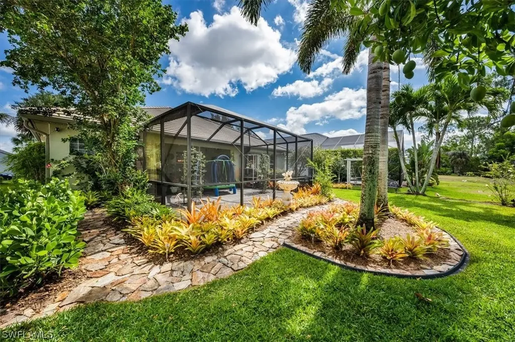 6445 Autumn Woods Boulevard Naples FL 34109