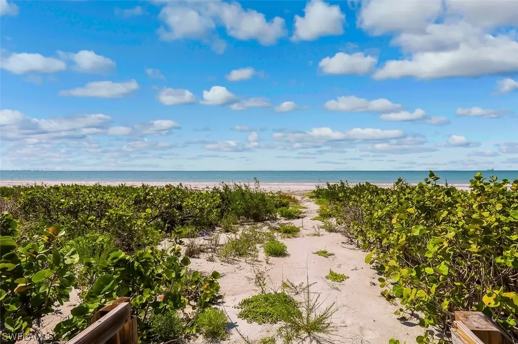 1401 Middle Gulf Drive Sanibel FL 33957