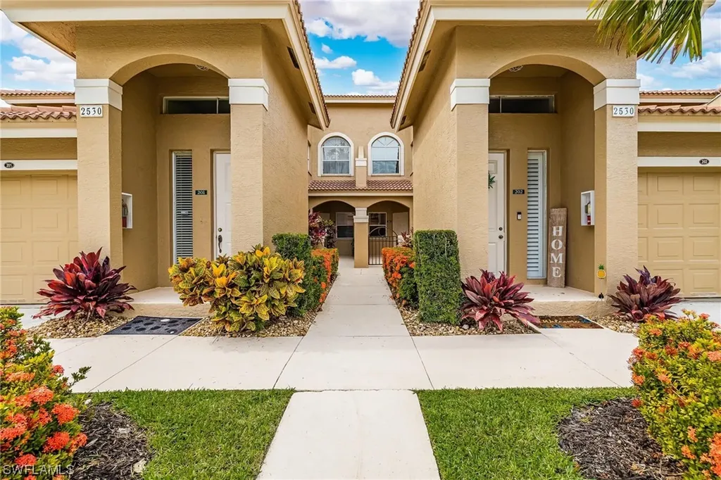 2530 Aspen Creek Lane Naples FL 34119