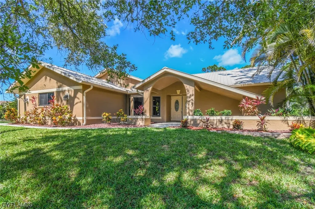 3014 El Dorado Boulevard N Cape Coral FL 33993