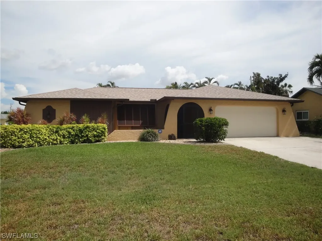 4453 Coronado Parkway Cape Coral FL 33904