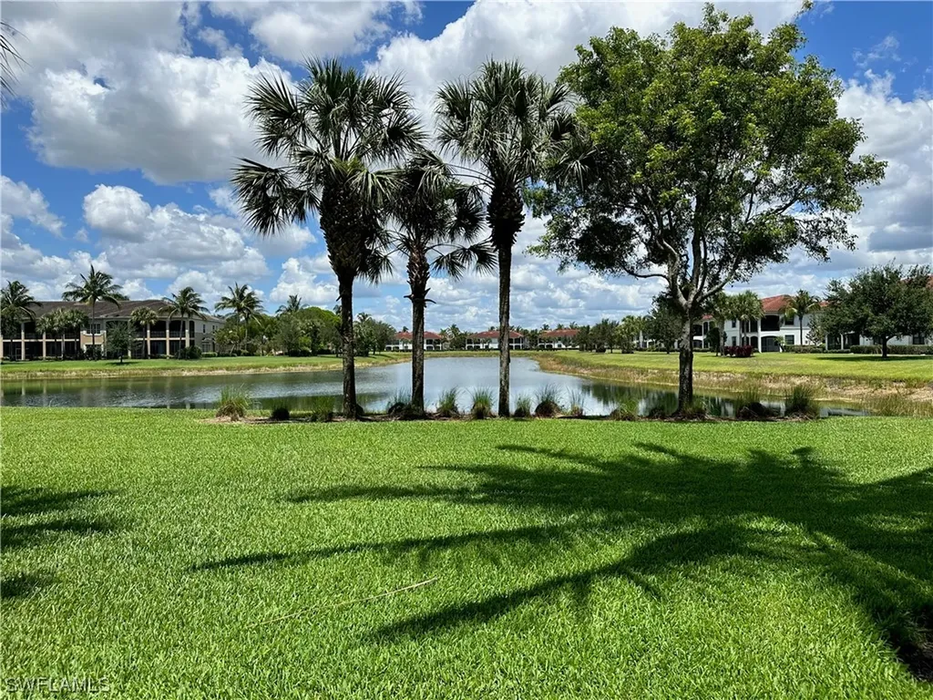 3141 Aviamar Circle Naples FL 34114