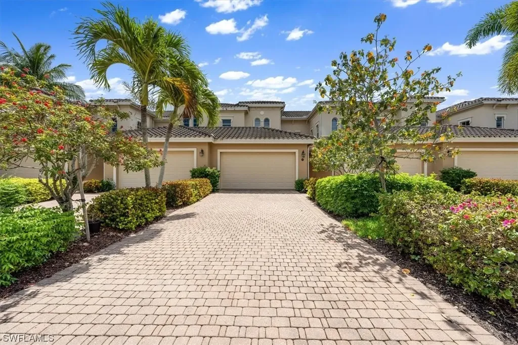 3141 Aviamar Circle Naples FL 34114