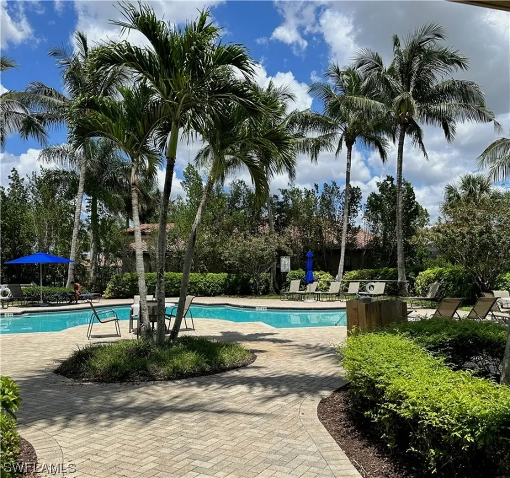 3141 Aviamar Circle Naples FL 34114