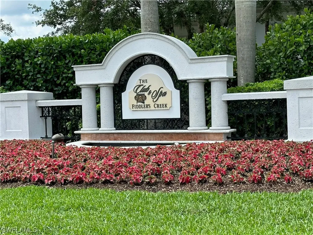3141 Aviamar Circle Naples FL 34114