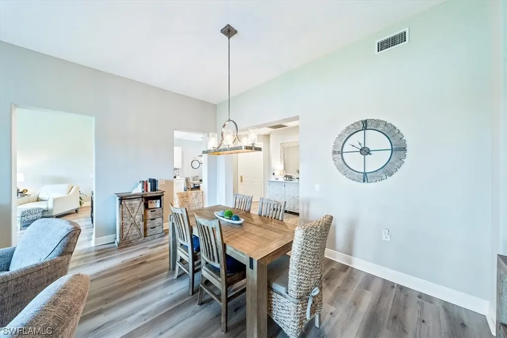 3141 Aviamar Circle Naples FL 34114