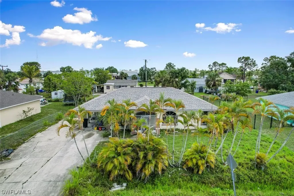 2323 Jaylen Watkins Street Fort Myers FL 33916