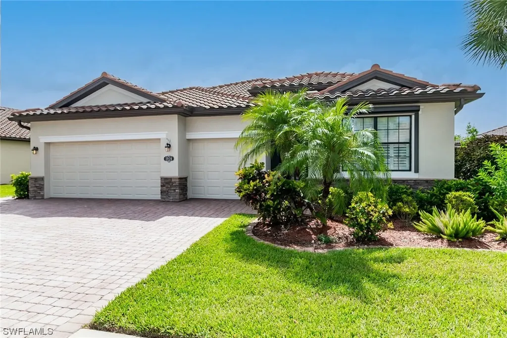 3926 Sapphire Way Naples FL 34114