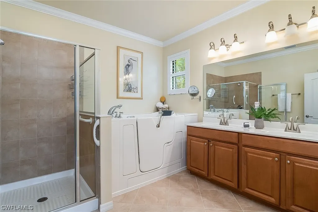 3926 Sapphire Way Naples FL 34114