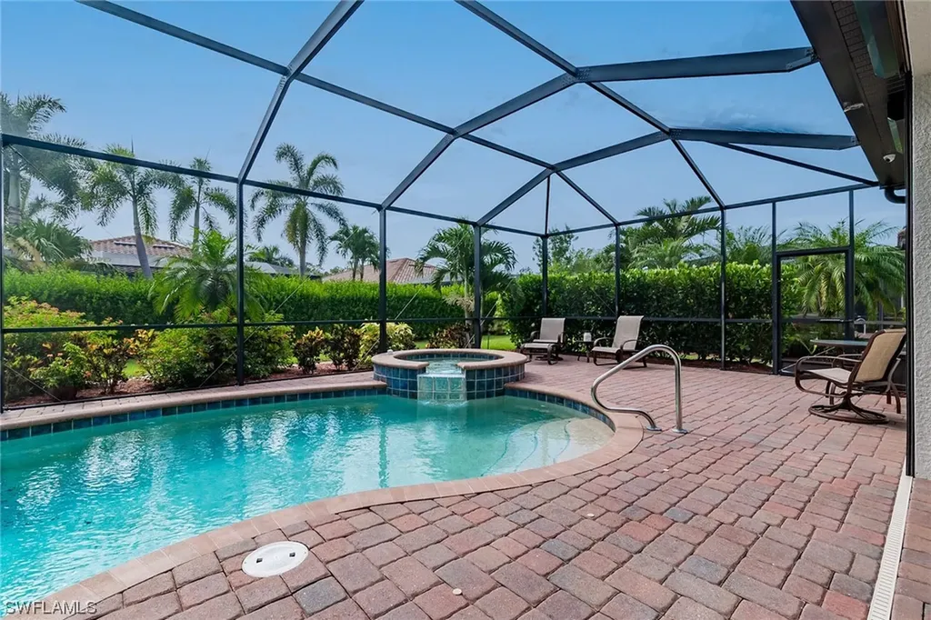 3926 Sapphire Way Naples FL 34114