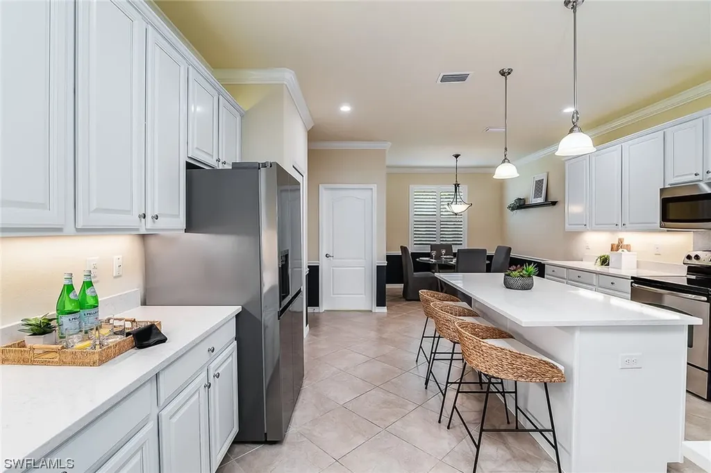 3926 Sapphire Way Naples FL 34114