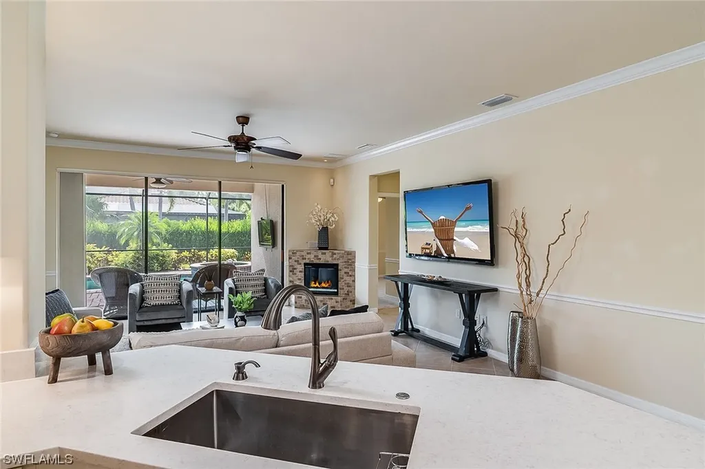 3926 Sapphire Way Naples FL 34114