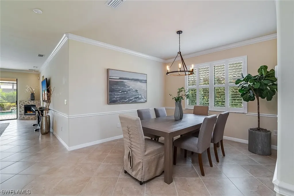 3926 Sapphire Way Naples FL 34114